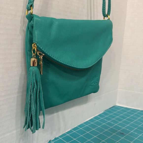 Made in Italy Genuine Leather Teal Crossbody Handbag with Zipper Tassel - Picture 4 of 10